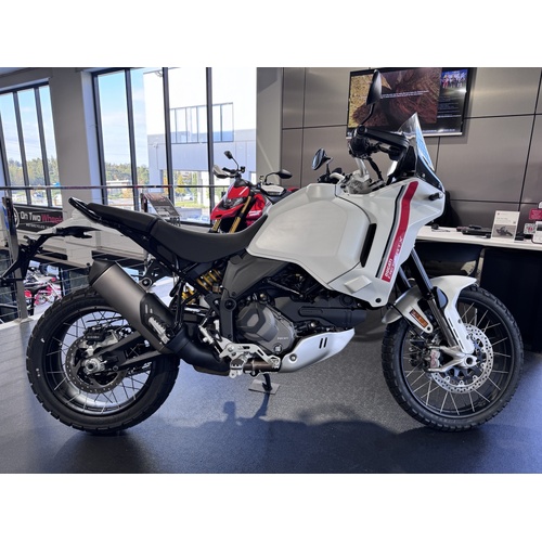 Ducati DesertX - White DEMO