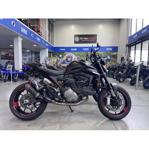 Ducati Monster + 2022  USED
